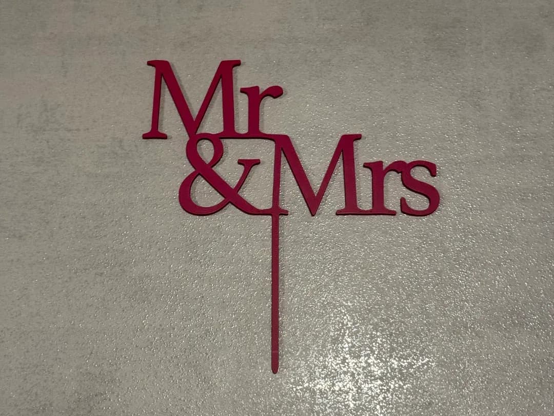 Topo de bolo Mr & Mrs clássico