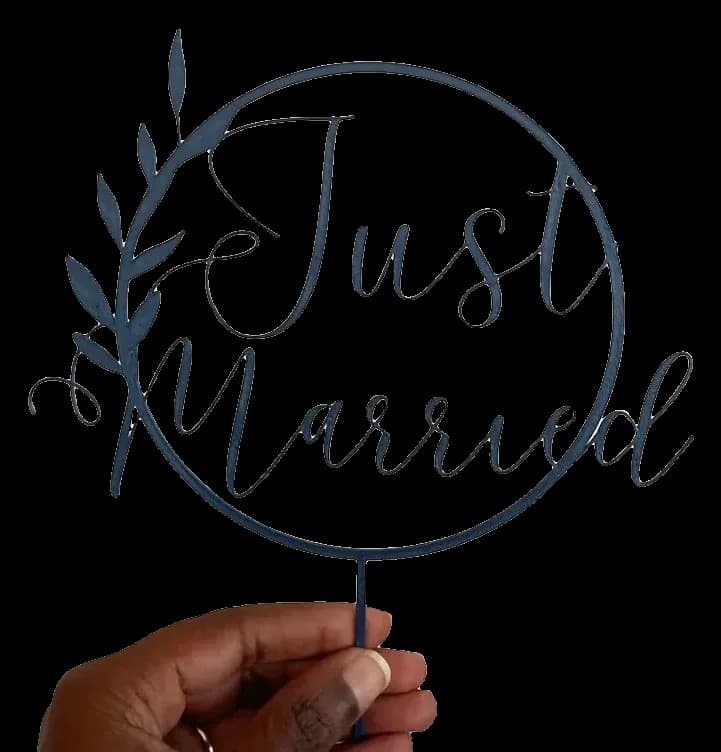 Topo de bolo Just Married em aro com ramagem